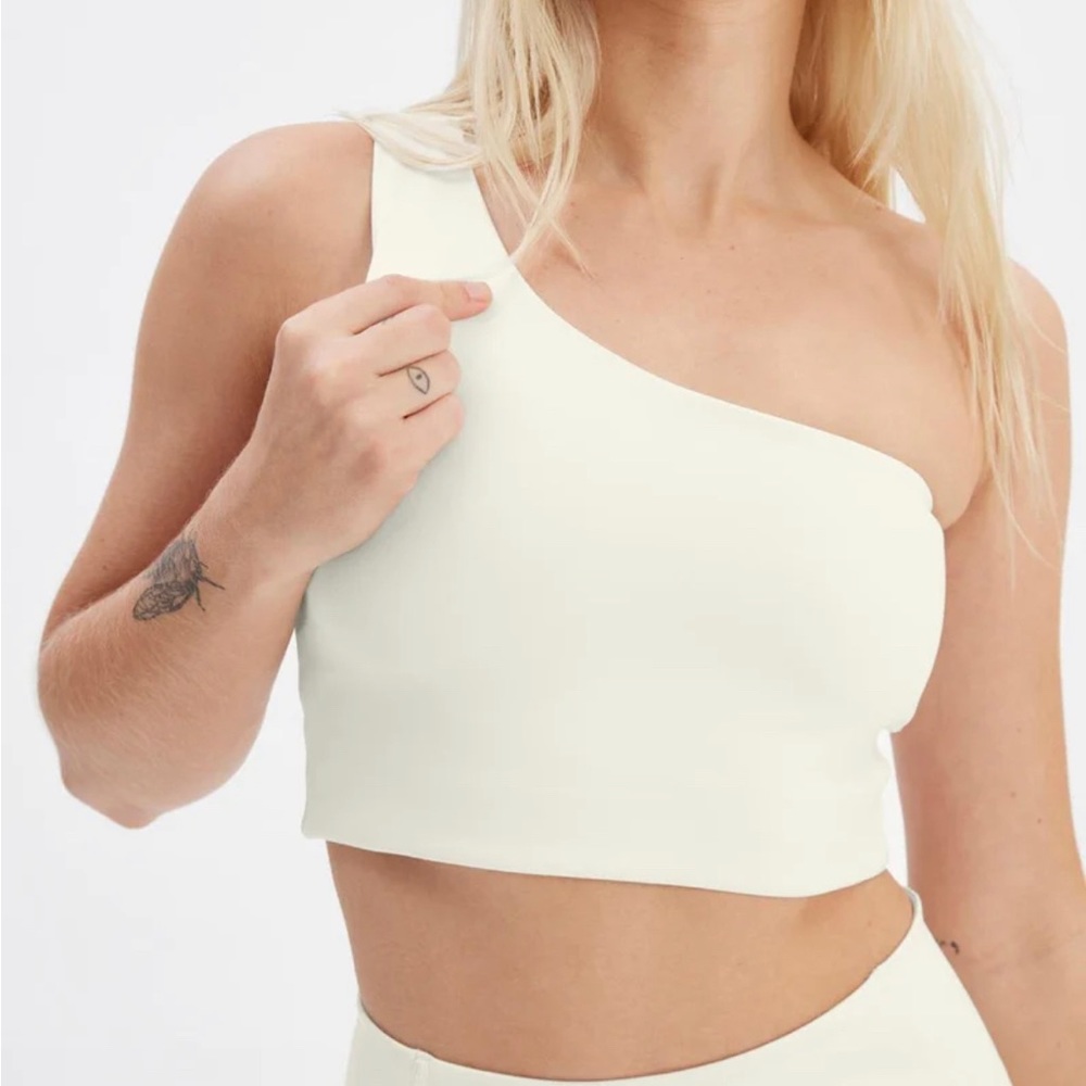 Girlfriend Collective Bianca One Shoulder Bra